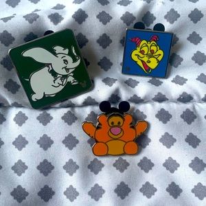 3 Disney pin lot :)